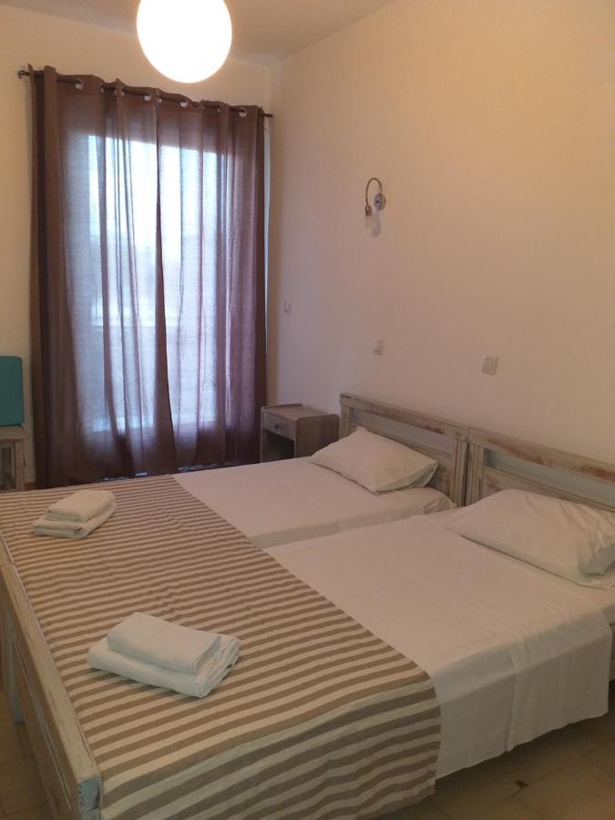 Ψιλή Άμμος Hotel Tolón Buitenkant foto