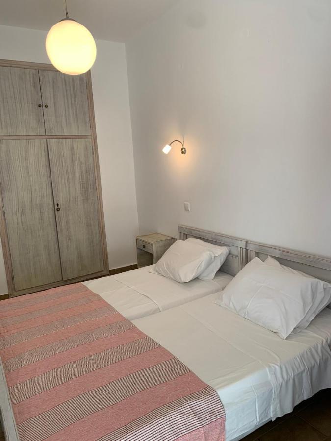 Ψιλή Άμμος Hotel Tolón Buitenkant foto