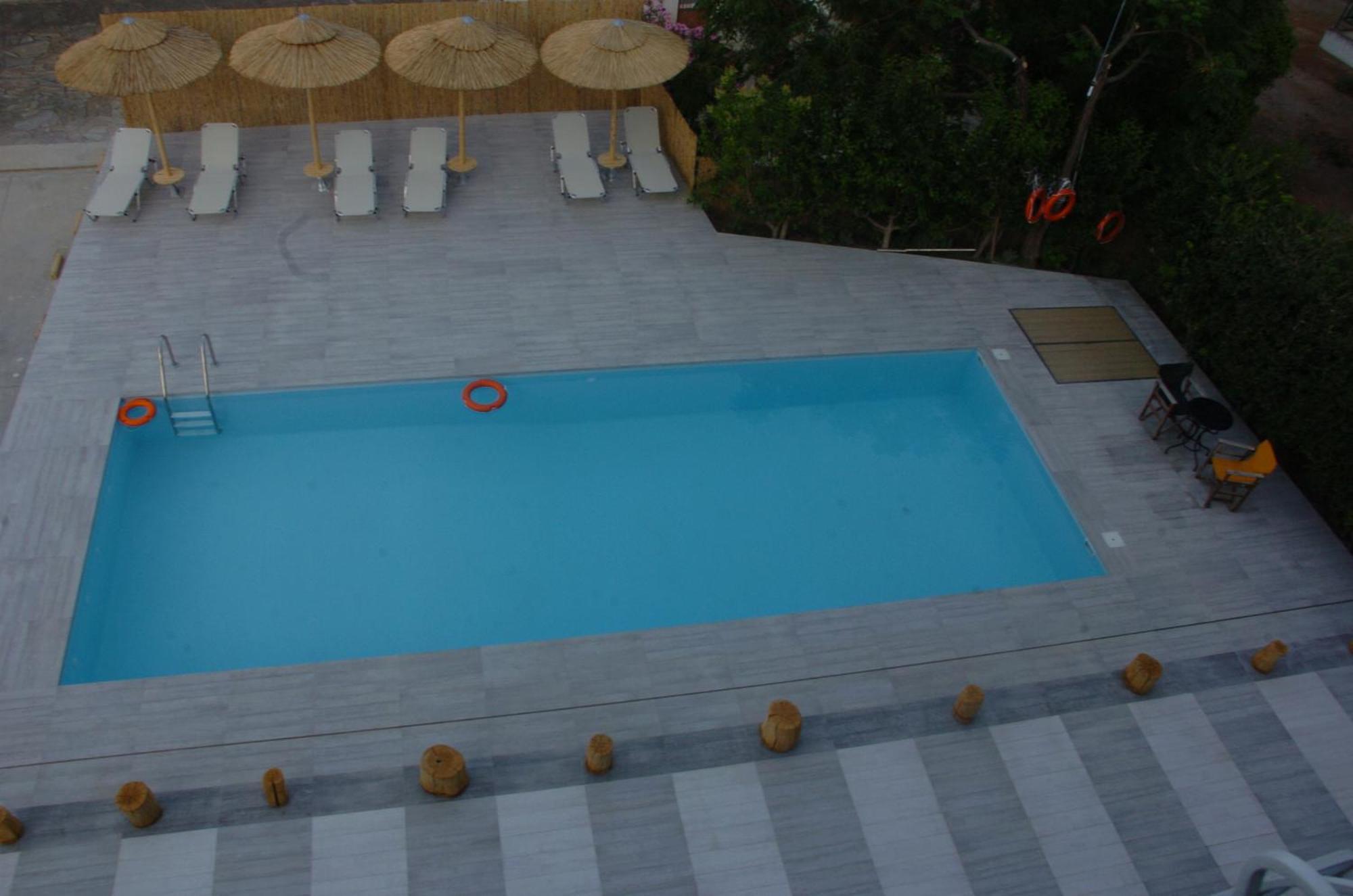 Ψιλή Άμμος Hotel Tolón Buitenkant foto
