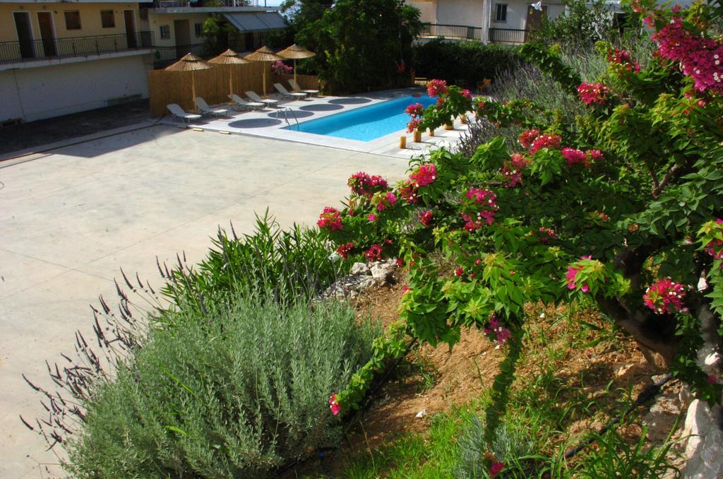 Ψιλή Άμμος Hotel Tolón Buitenkant foto